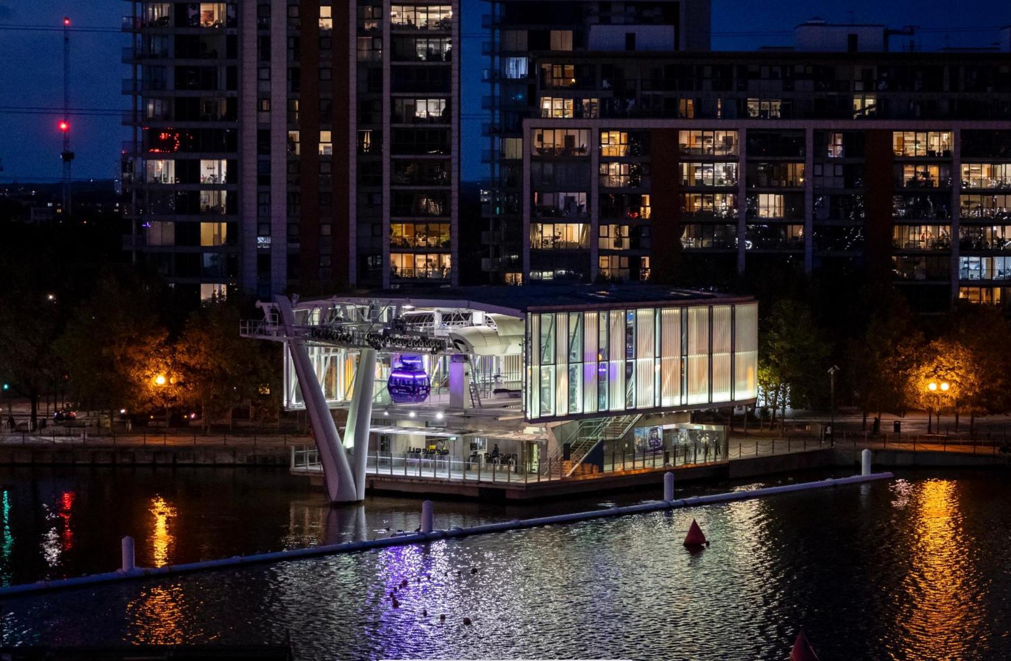 Cosy Riverview-London Excel Centre-O2 Arena エクステリア 写真